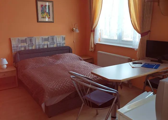 Apartament Azur & Smaragd Apartmanhaz
